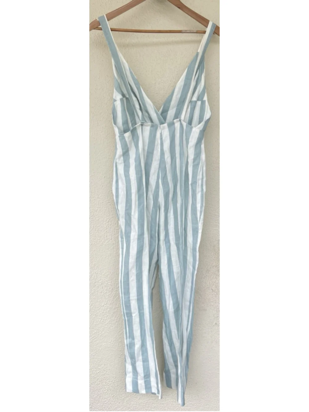 Reformation Dani Striped Linen Jumpsuit Size 6 V Neck Coastal Nautical Beach